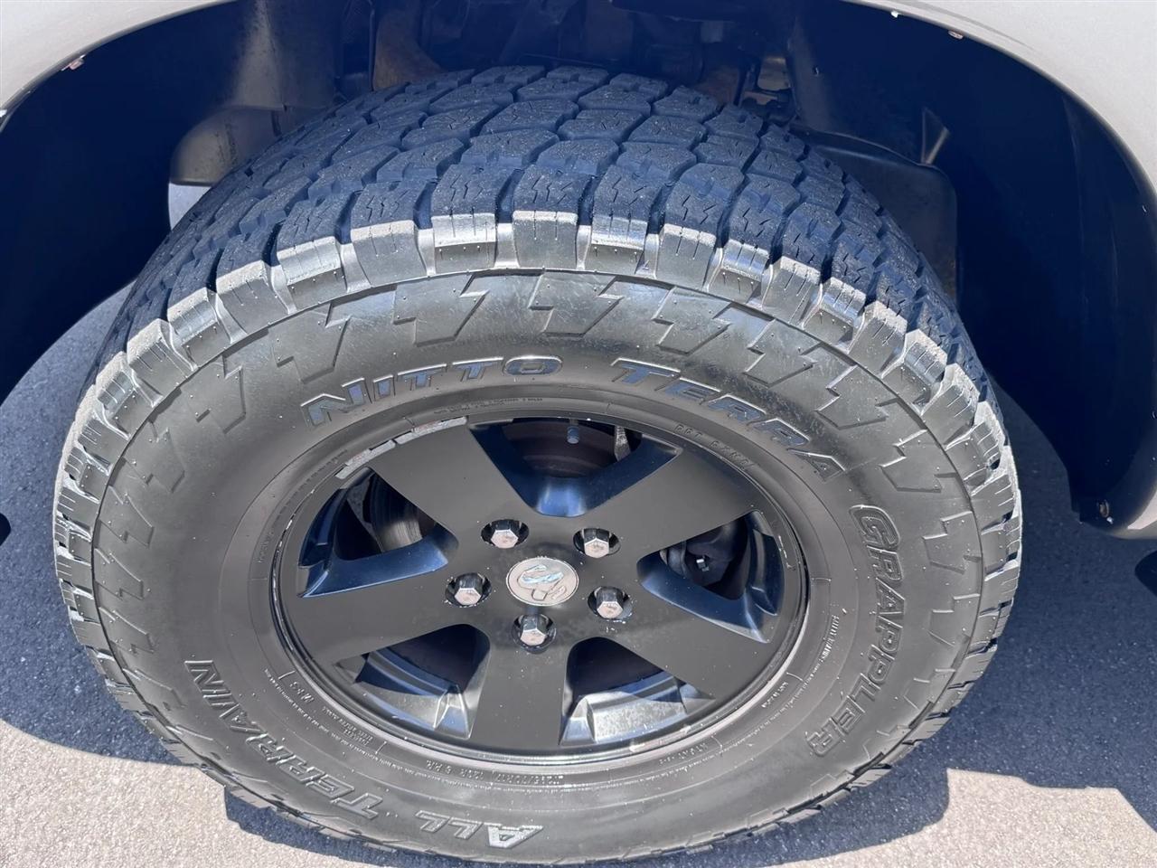Dodge Ram 1500 2WD Quad Cab 140.5" SLT 2008
