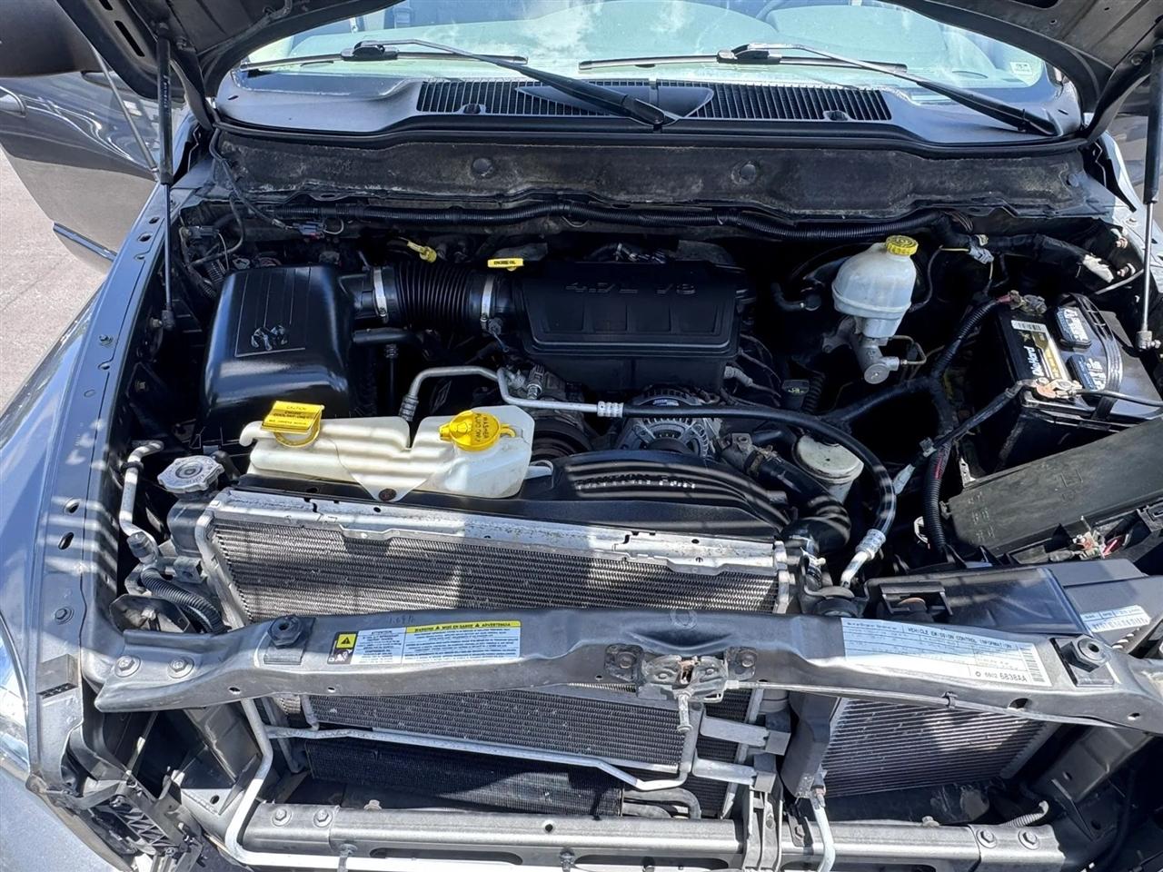 Dodge Ram 1500 2WD Quad Cab 140.5" SLT 2008
