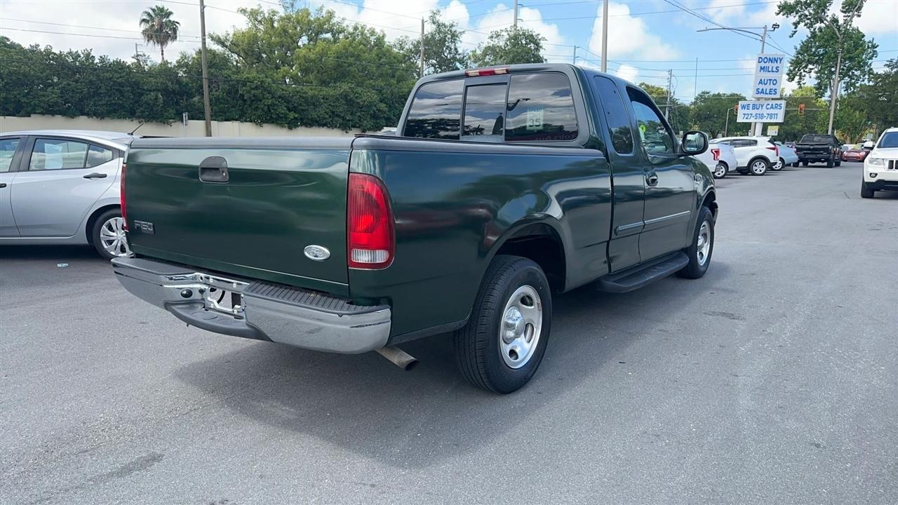 Ford F-150 Supercab 139" XLT 2001