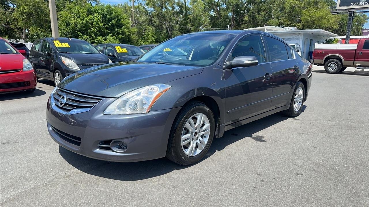 Nissan Altima 4dr Sdn I4 CVT 2.5 SL 2011