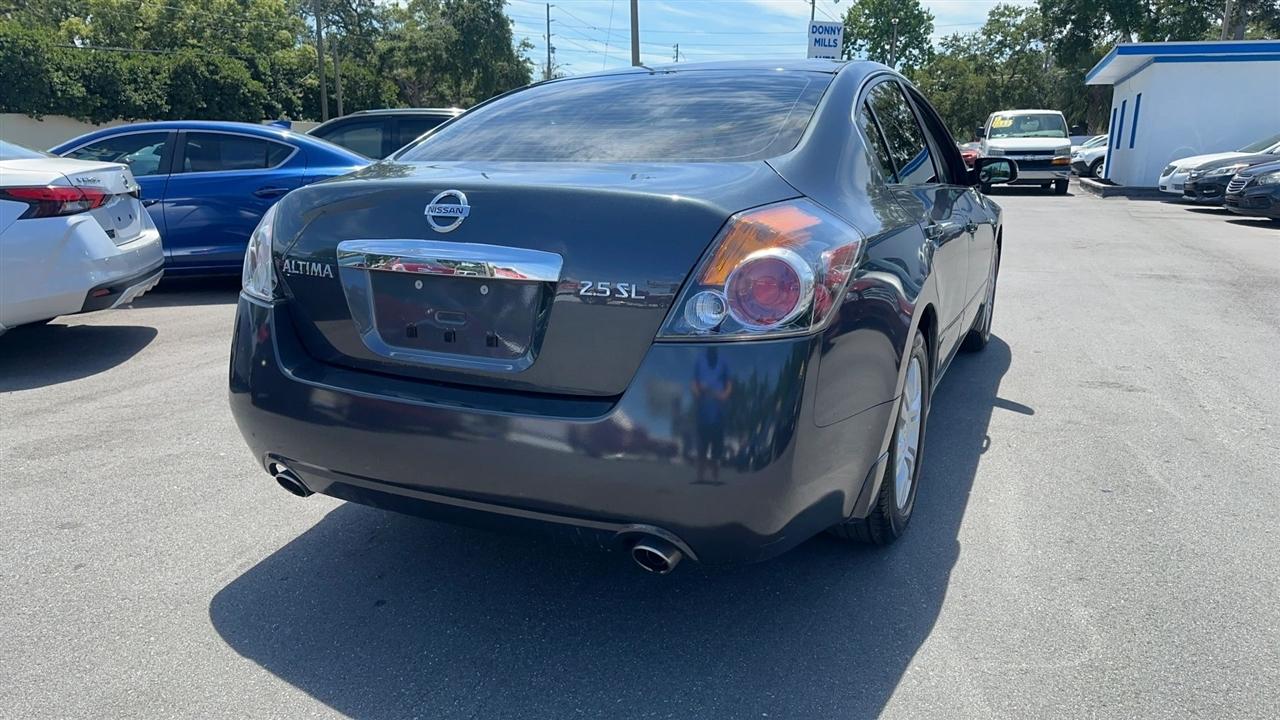 Nissan Altima 4dr Sdn I4 CVT 2.5 SL 2011