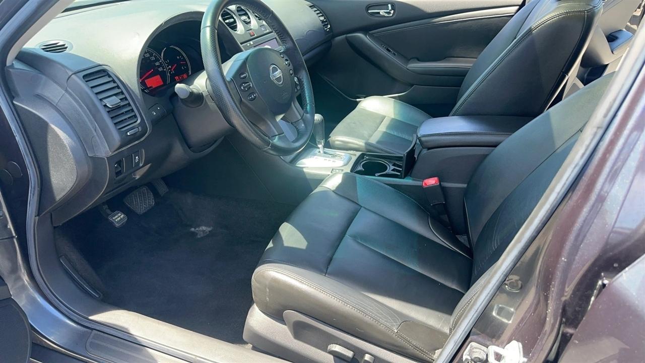 Nissan Altima 4dr Sdn I4 CVT 2.5 SL 2011