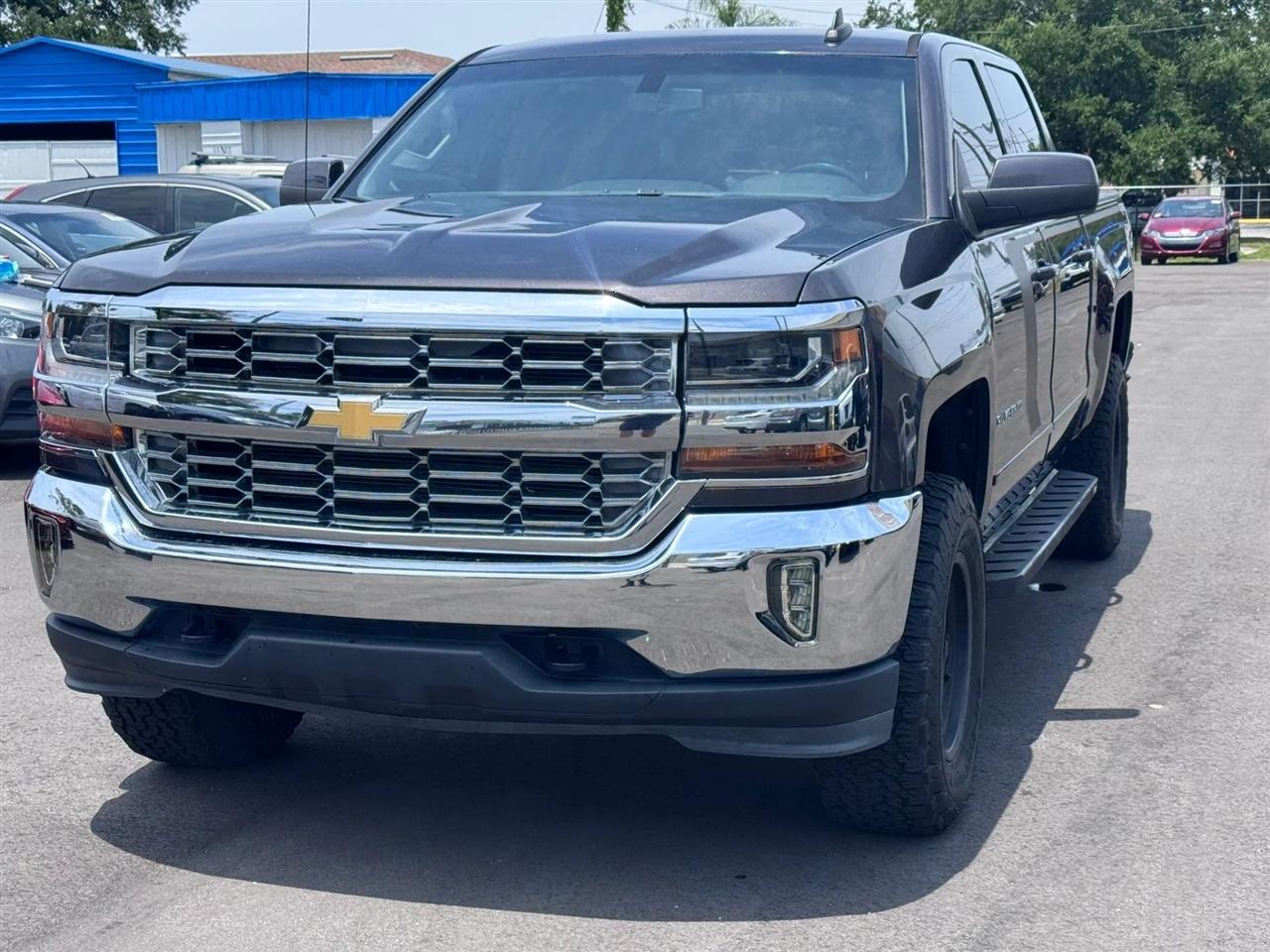 Chevrolet Silverado 1500 4WD Crew Cab 143.5" LT w/1LT 2016