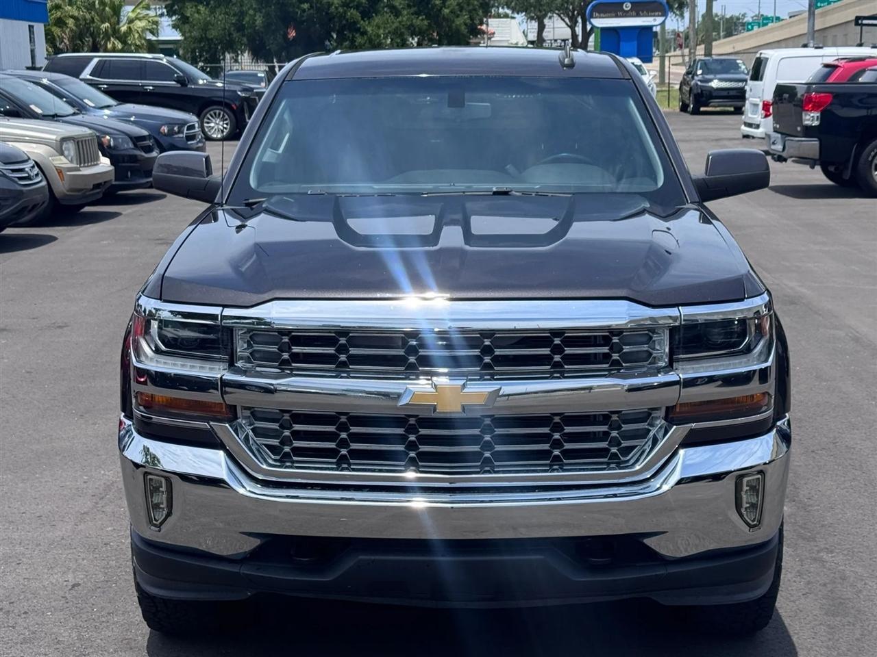 Chevrolet Silverado 1500 4WD Crew Cab 143.5" LT w/1LT 2016