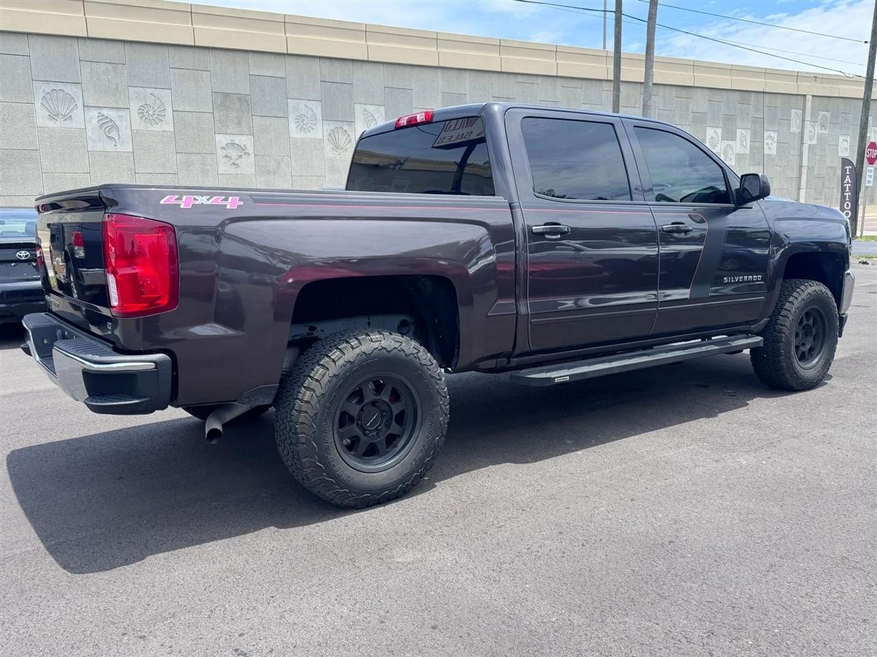 Chevrolet Silverado 1500 4WD Crew Cab 143.5" LT w/1LT 2016