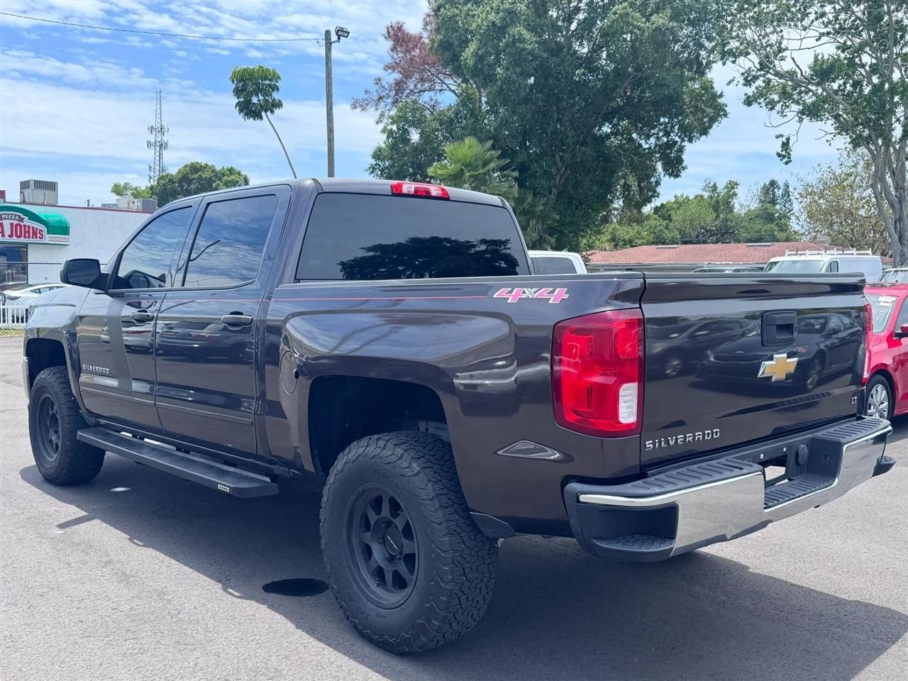 Chevrolet Silverado 1500 4WD Crew Cab 143.5" LT w/1LT 2016