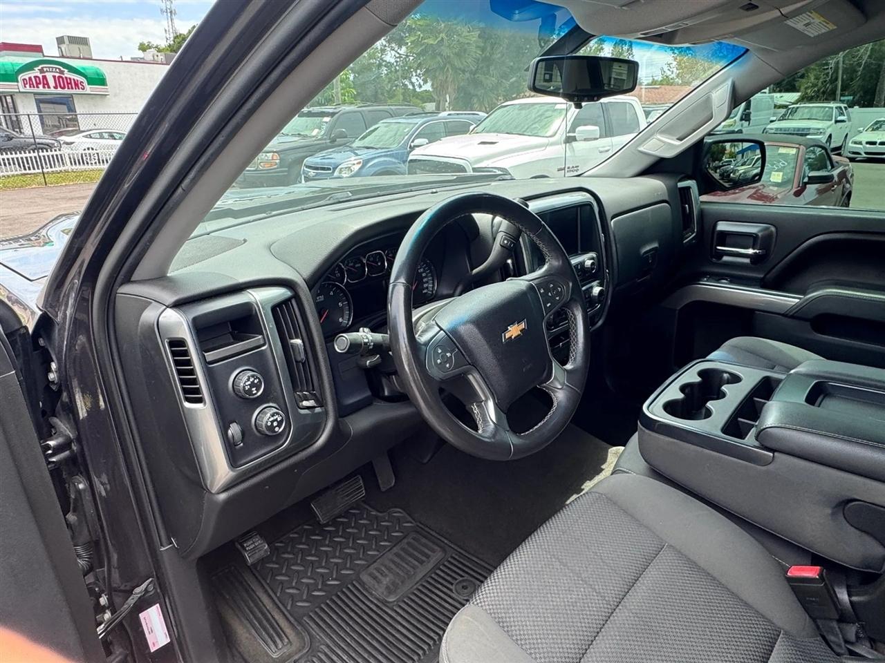 Chevrolet Silverado 1500 4WD Crew Cab 143.5" LT w/1LT 2016