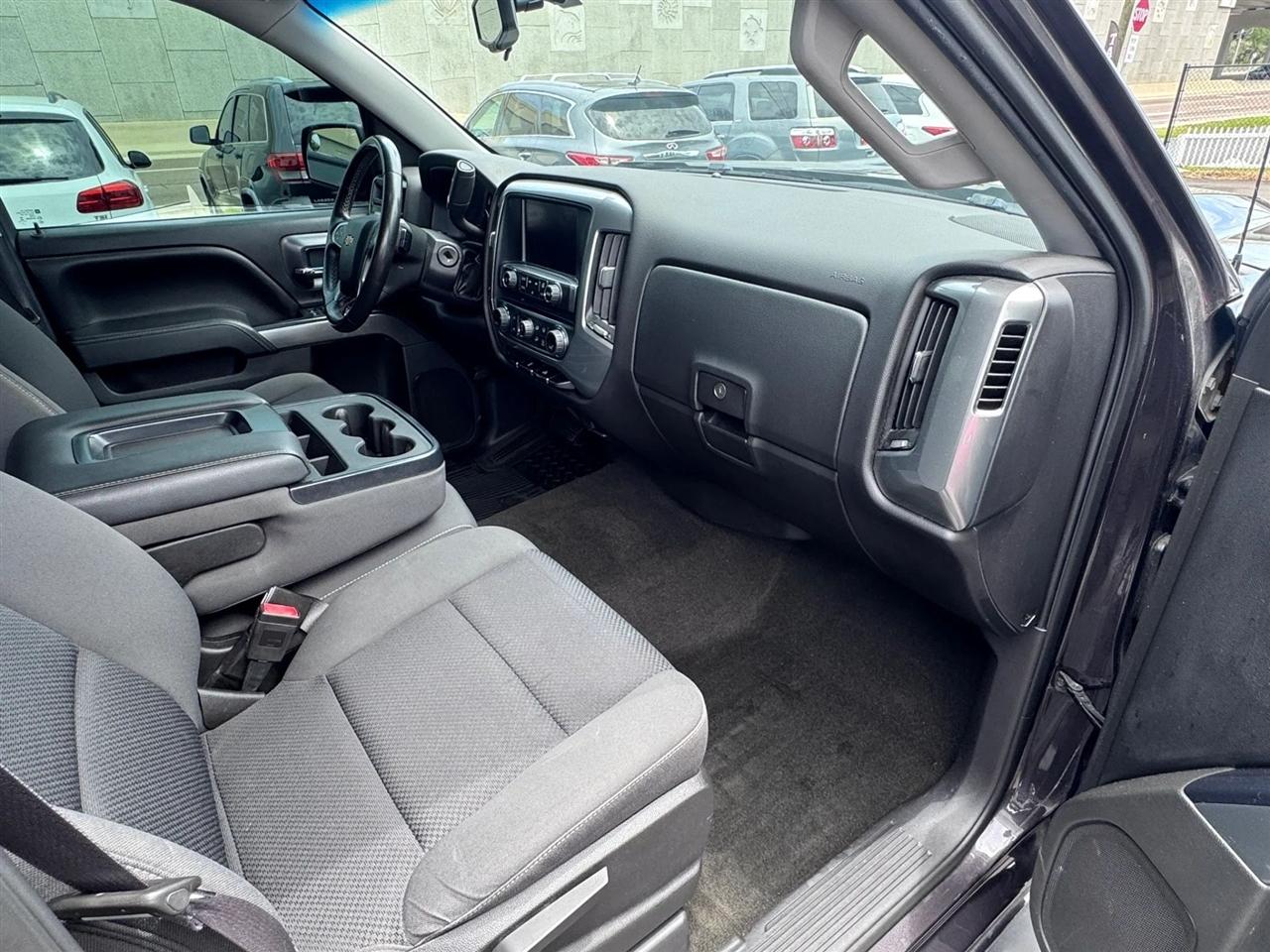 Chevrolet Silverado 1500 4WD Crew Cab 143.5" LT w/1LT 2016
