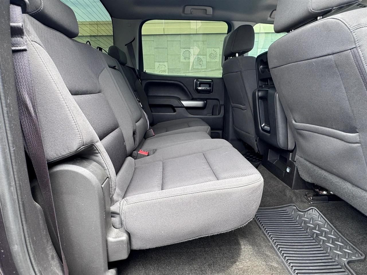 Chevrolet Silverado 1500 4WD Crew Cab 143.5" LT w/1LT 2016