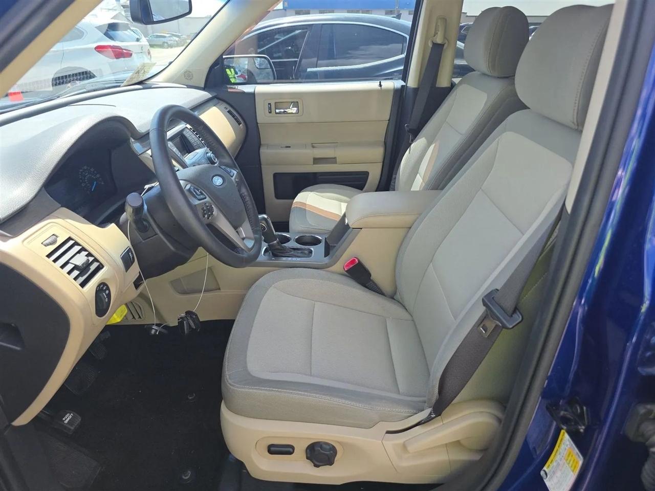 Ford Flex 4dr SE FWD 2013