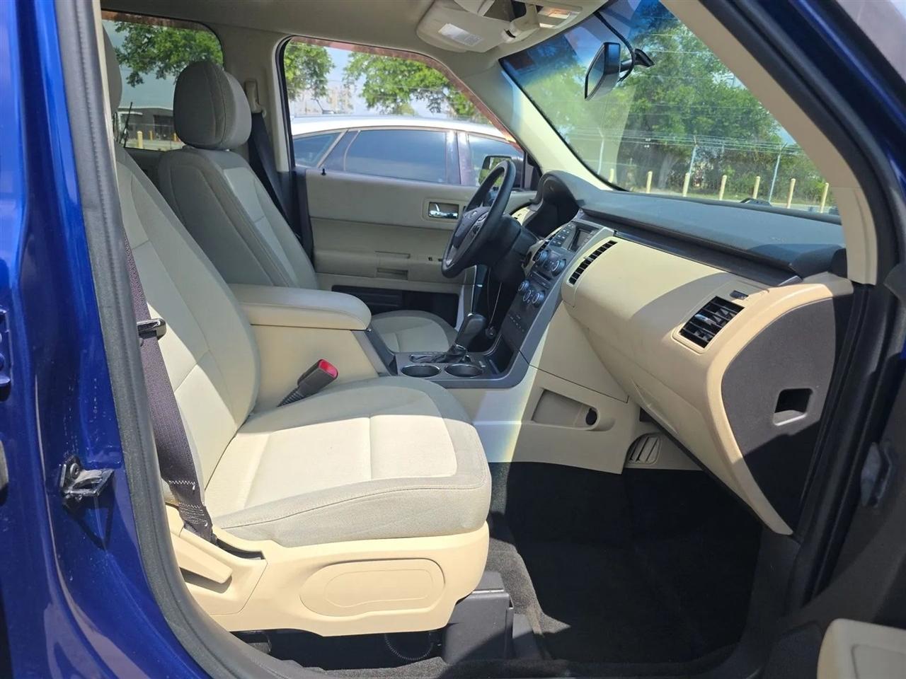 Ford Flex 4dr SE FWD 2013
