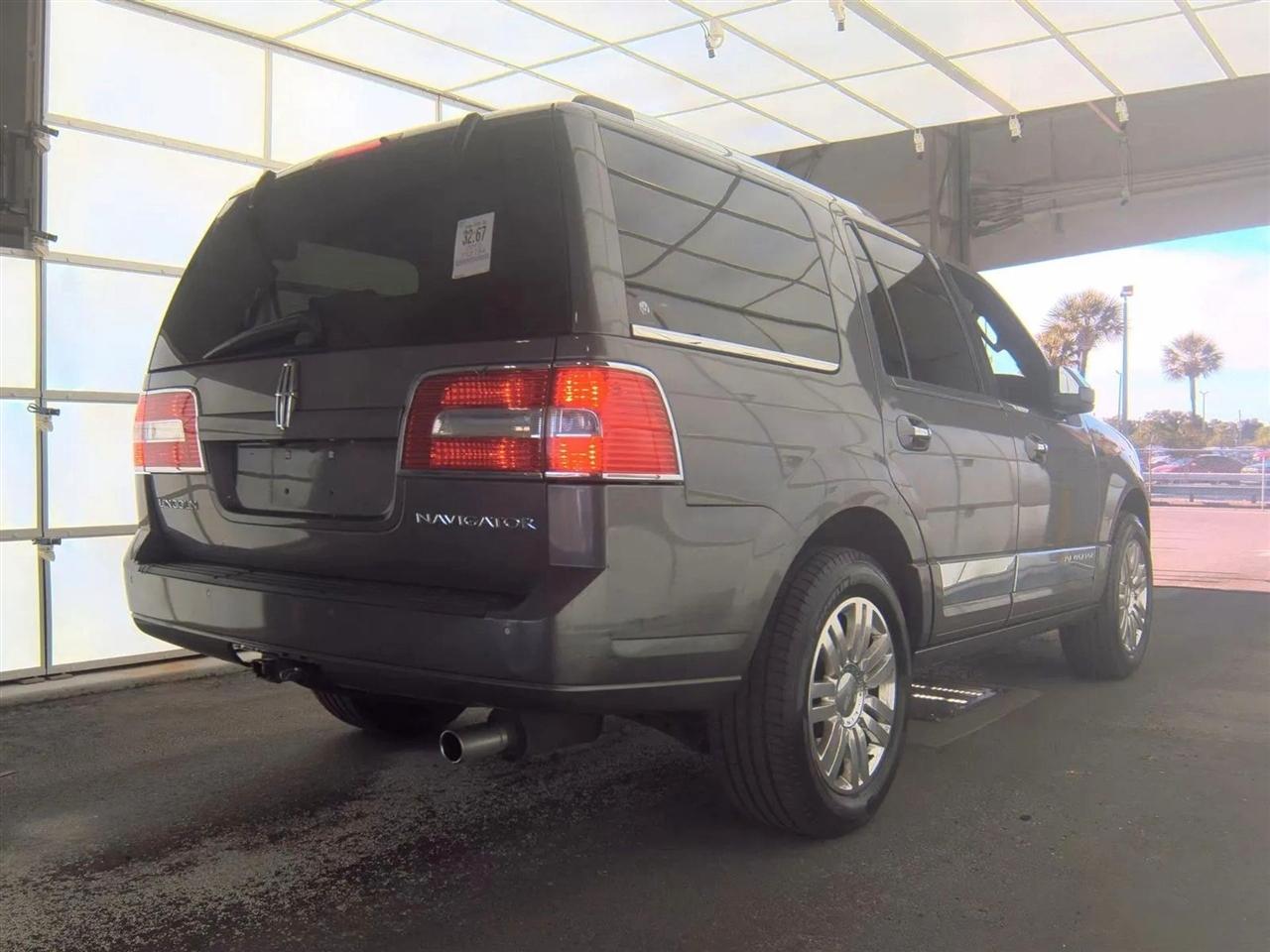 Lincoln Navigator 2WD 4dr 2012