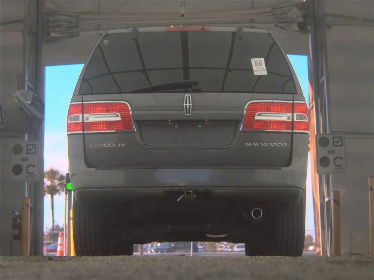 Lincoln Navigator 2WD 4dr 2012