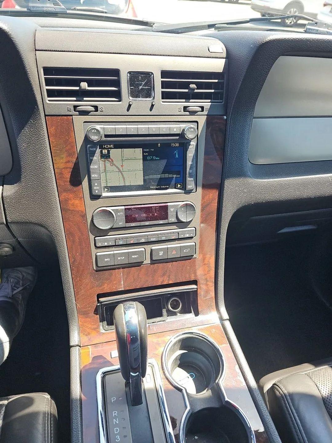Lincoln Navigator 2WD 4dr 2012