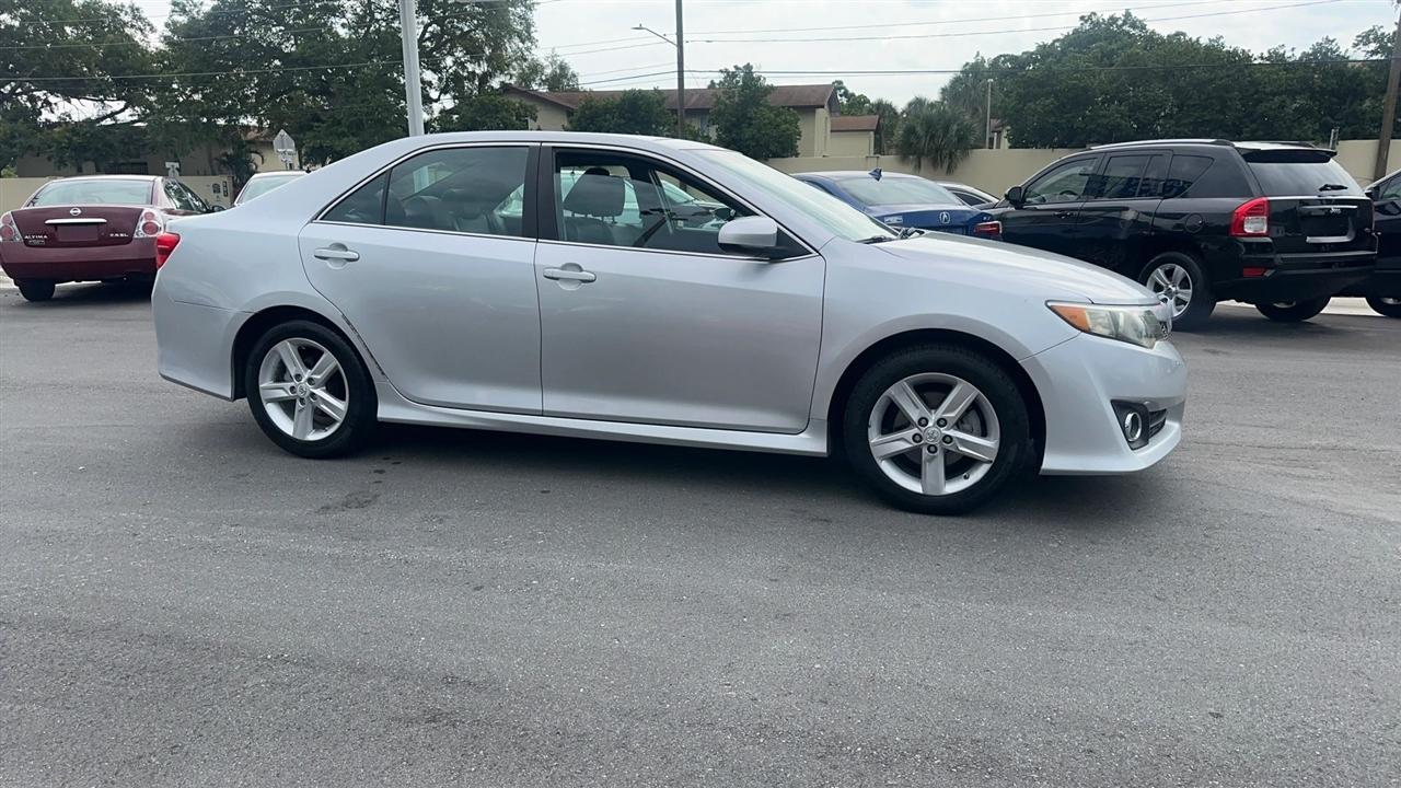 Toyota Camry 2014.5 4dr Sdn I4 Auto SE Sport (Natl) 2014