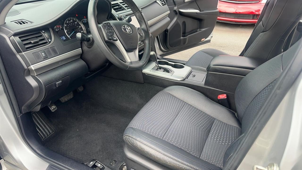Toyota Camry 2014.5 4dr Sdn I4 Auto SE Sport (Natl) 2014