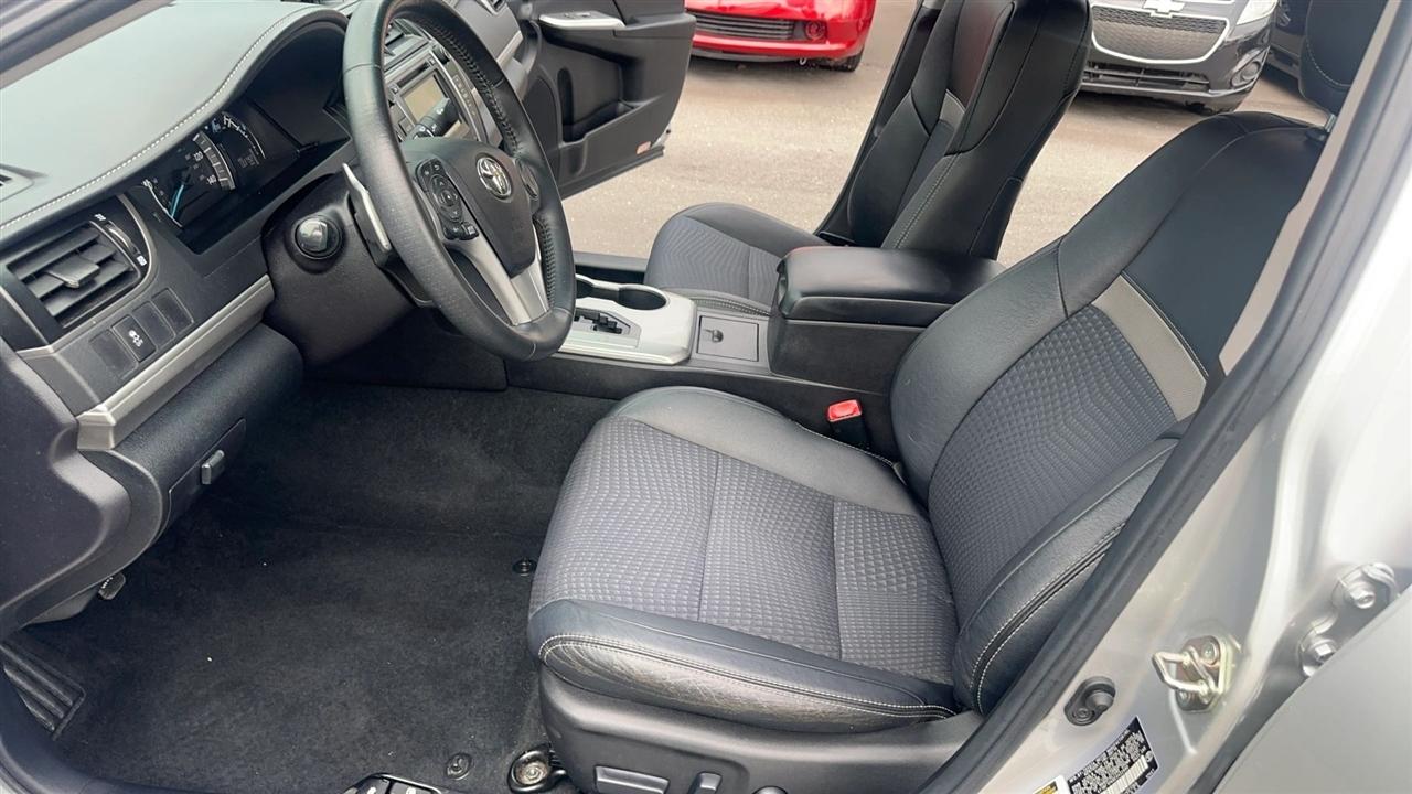 Toyota Camry 2014.5 4dr Sdn I4 Auto SE Sport (Natl) 2014