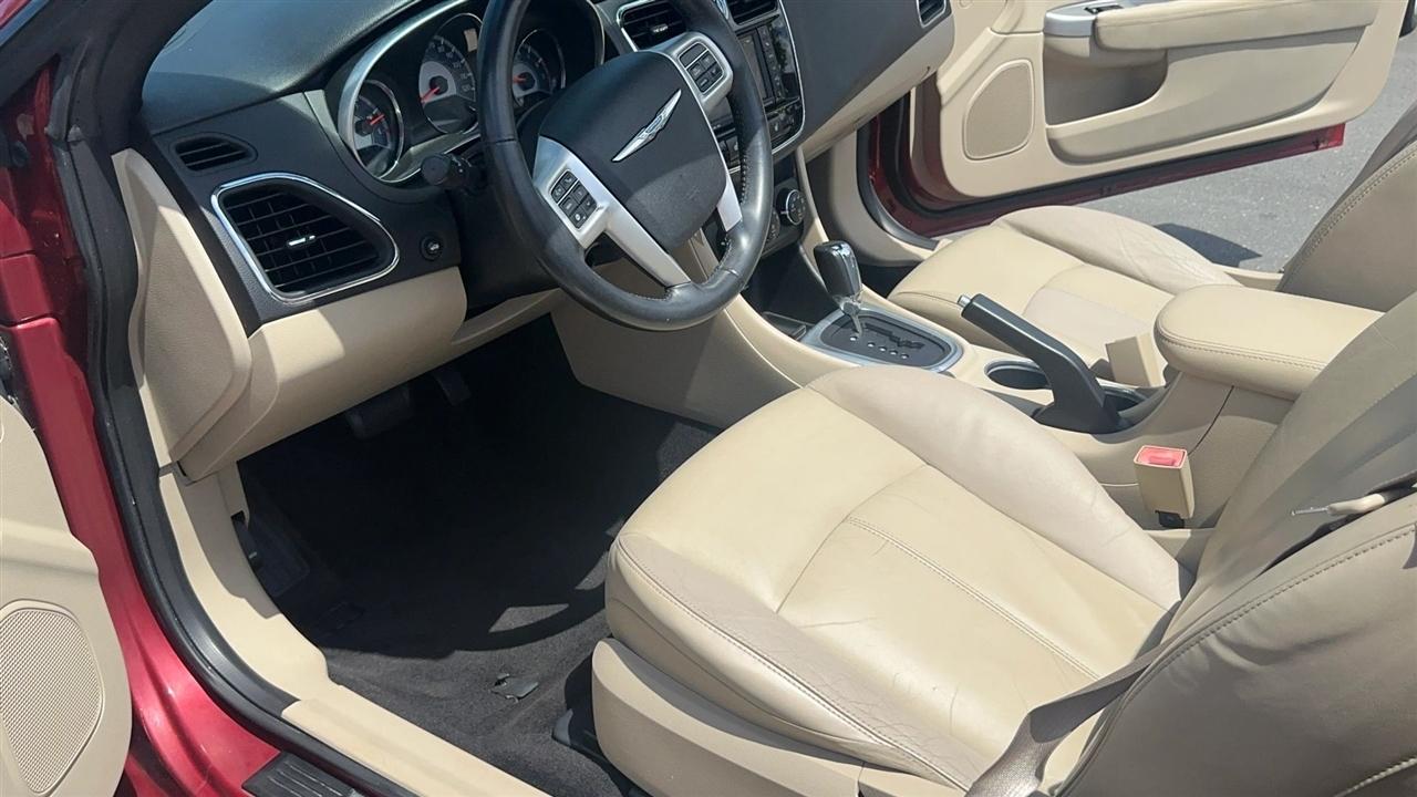 Chrysler 200 2dr Conv Limited 2012