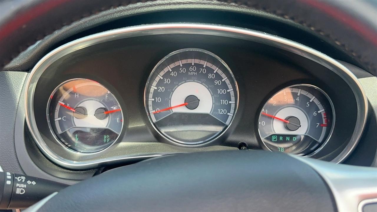 Chrysler 200 2dr Conv Limited 2012