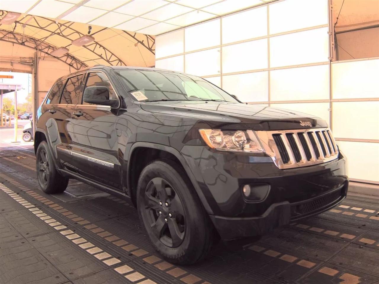 Jeep Grand Cherokee 4WD 4dr Laredo 2012