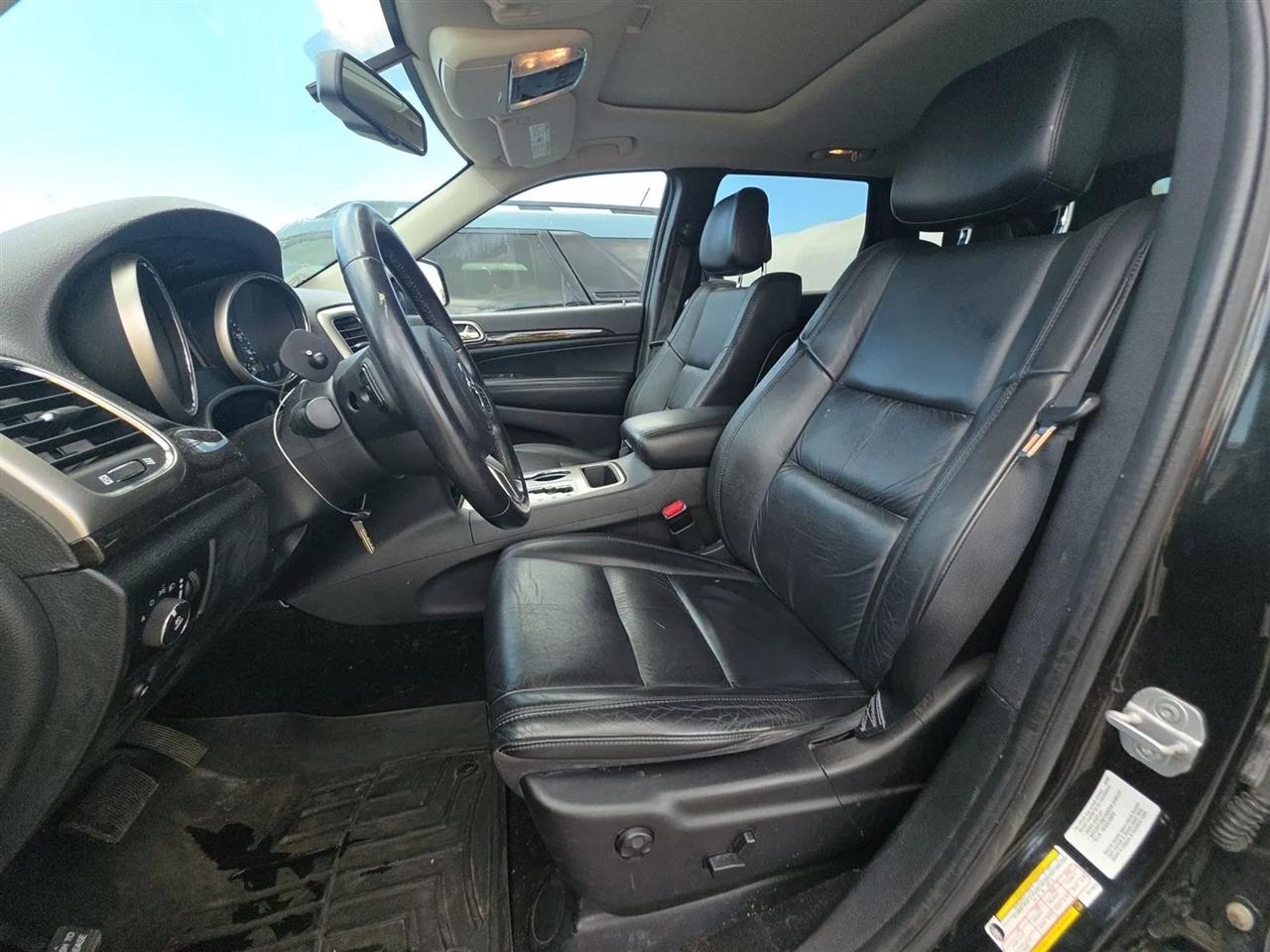 Jeep Grand Cherokee 4WD 4dr Laredo 2012
