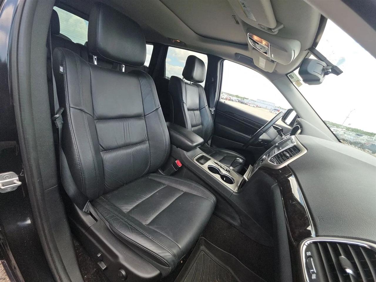 Jeep Grand Cherokee 4WD 4dr Laredo 2012