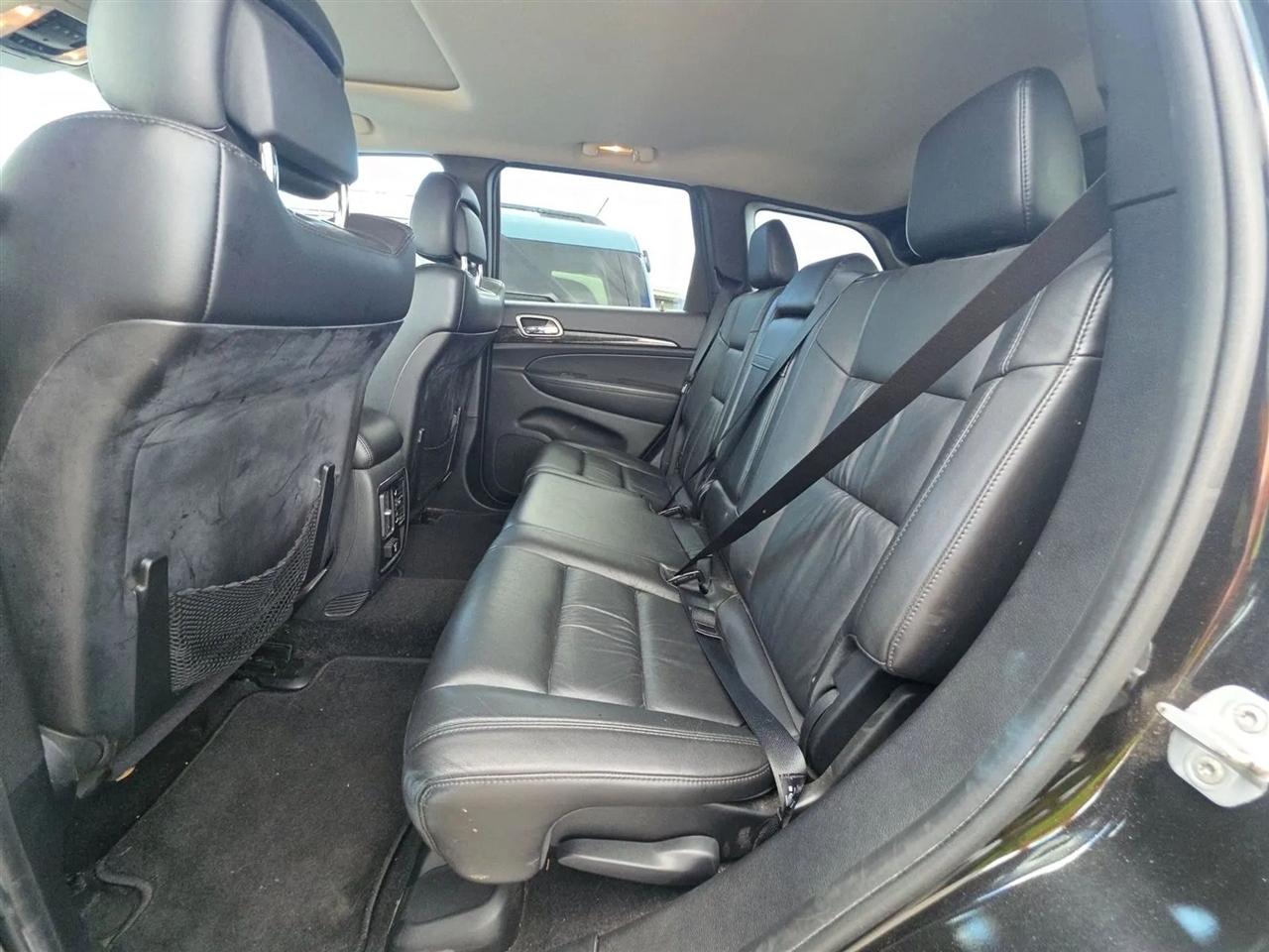 Jeep Grand Cherokee 4WD 4dr Laredo 2012