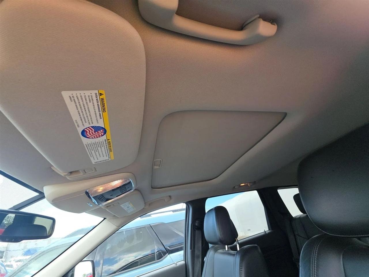 Jeep Grand Cherokee 4WD 4dr Laredo 2012