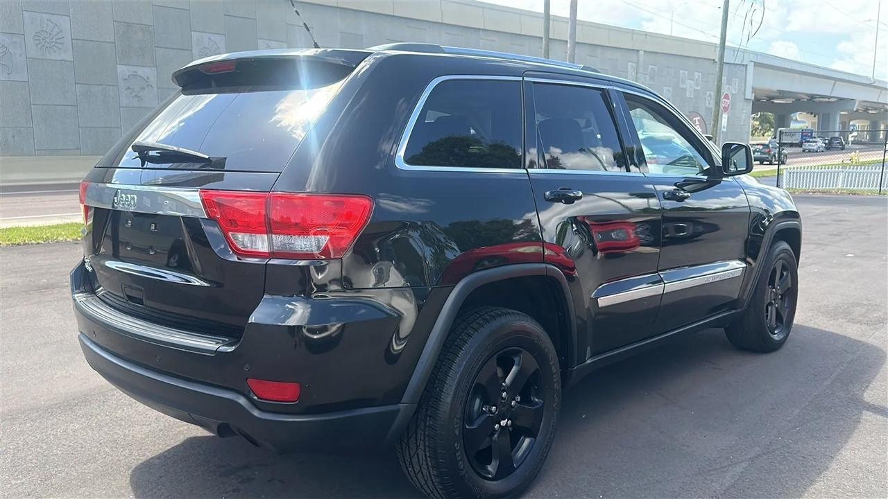 Jeep Grand Cherokee 4WD 4dr Laredo 2012