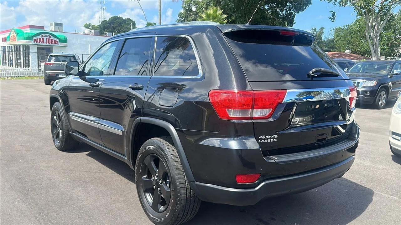 Jeep Grand Cherokee 4WD 4dr Laredo 2012