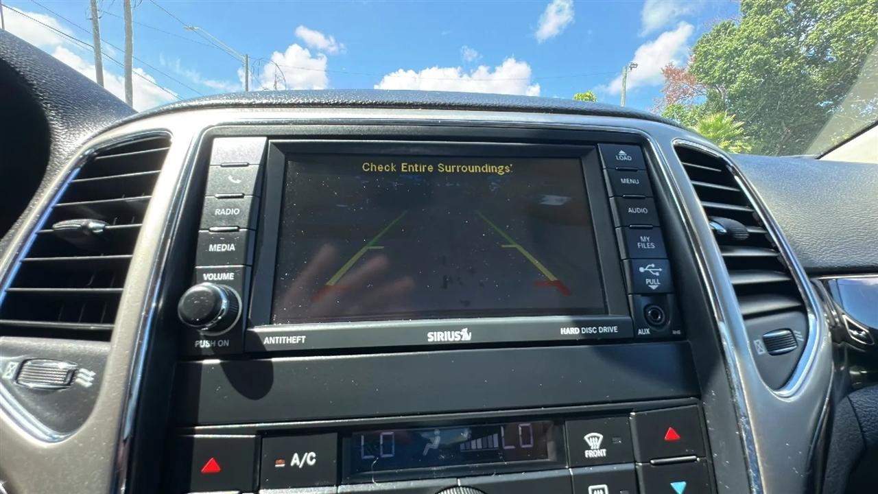 Jeep Grand Cherokee 4WD 4dr Laredo 2012