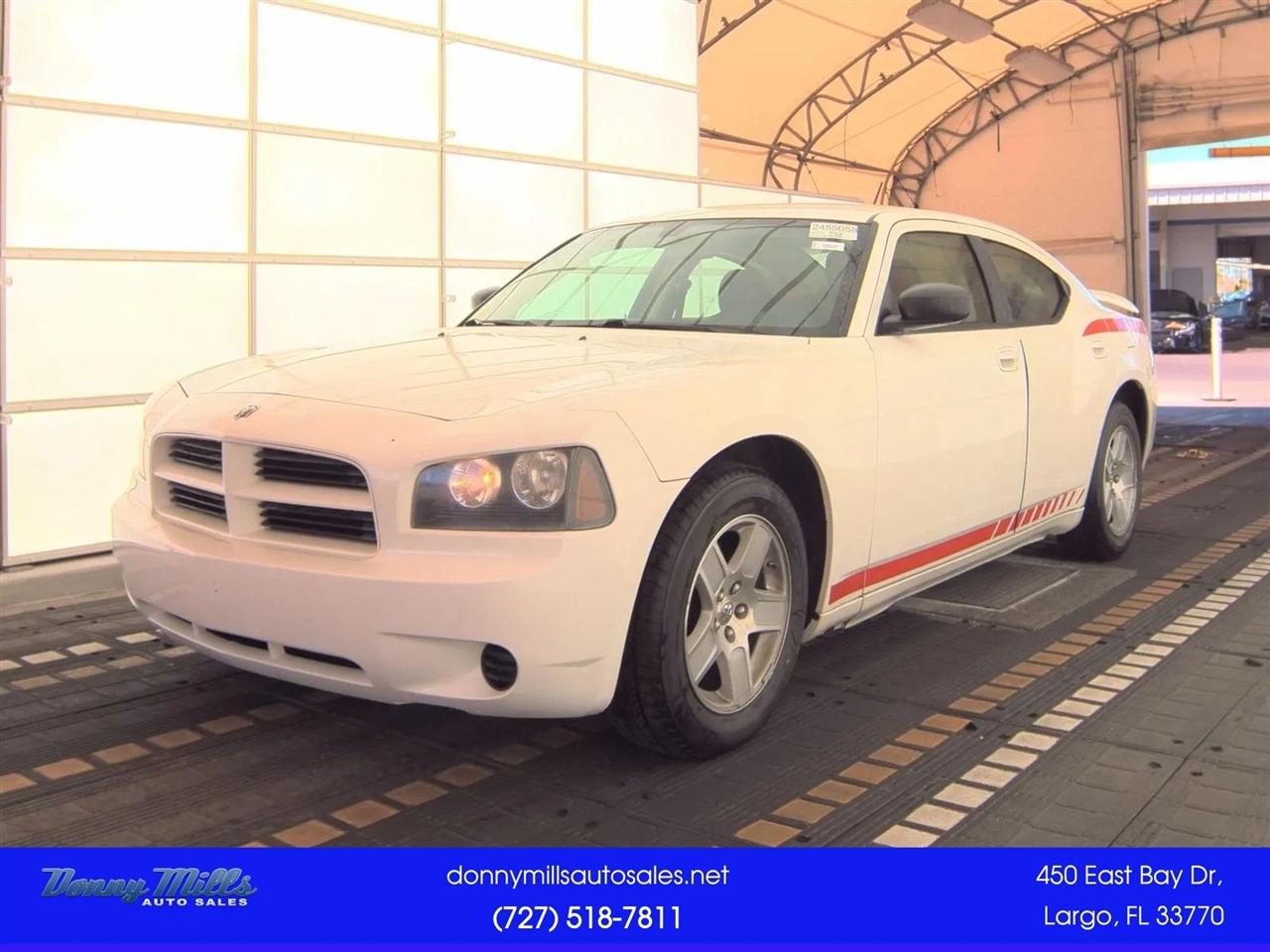 Dodge Charger 4dr Sdn RWD 2008