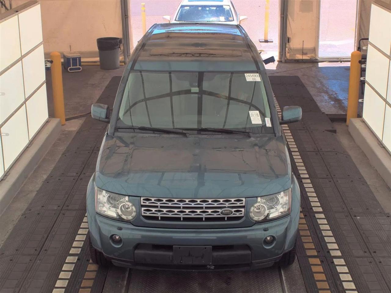 Land Rover LR4 4WD 4dr 2012