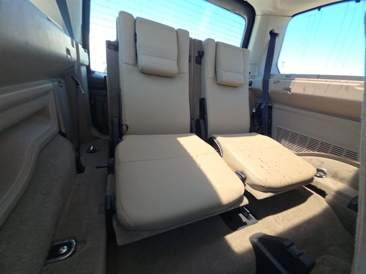 Land Rover LR4 4WD 4dr 2012