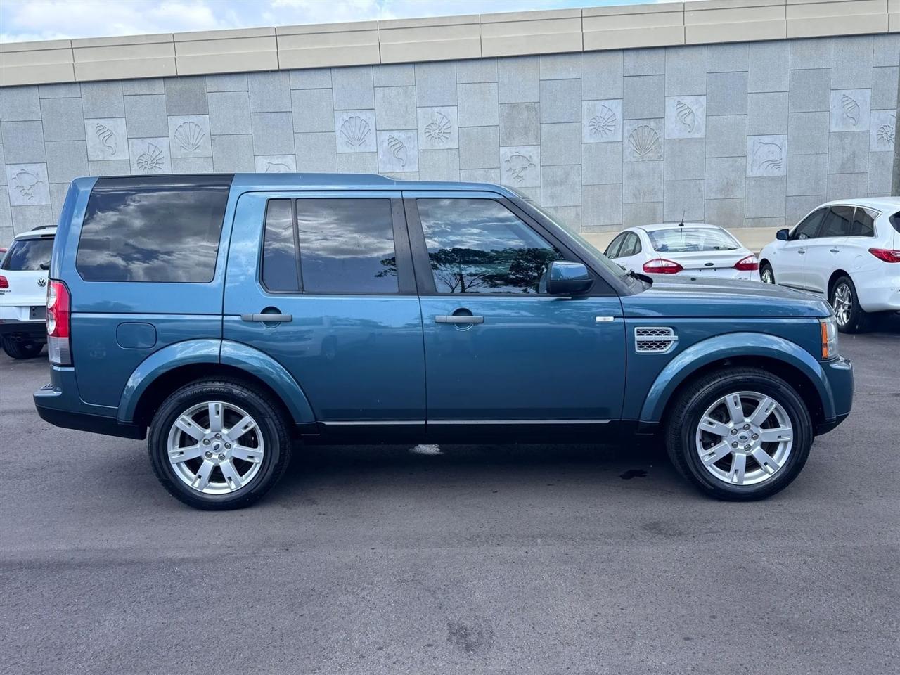 Land Rover LR4 4WD 4dr 2012
