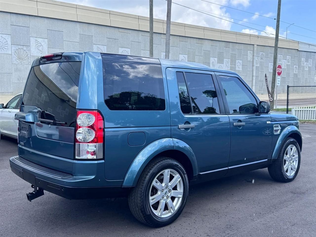 Land Rover LR4 4WD 4dr 2012