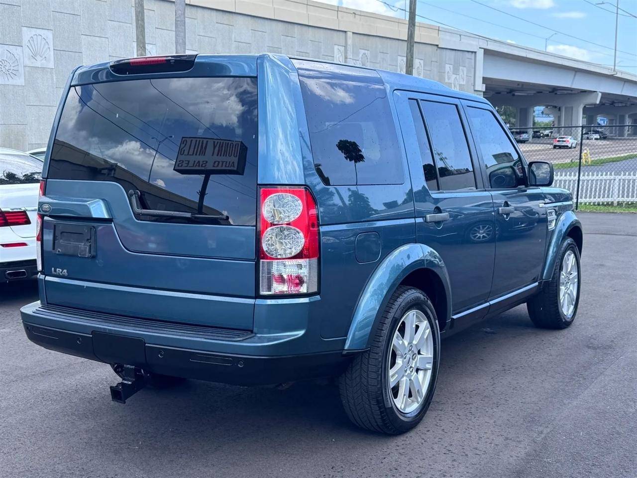 Land Rover LR4 4WD 4dr 2012
