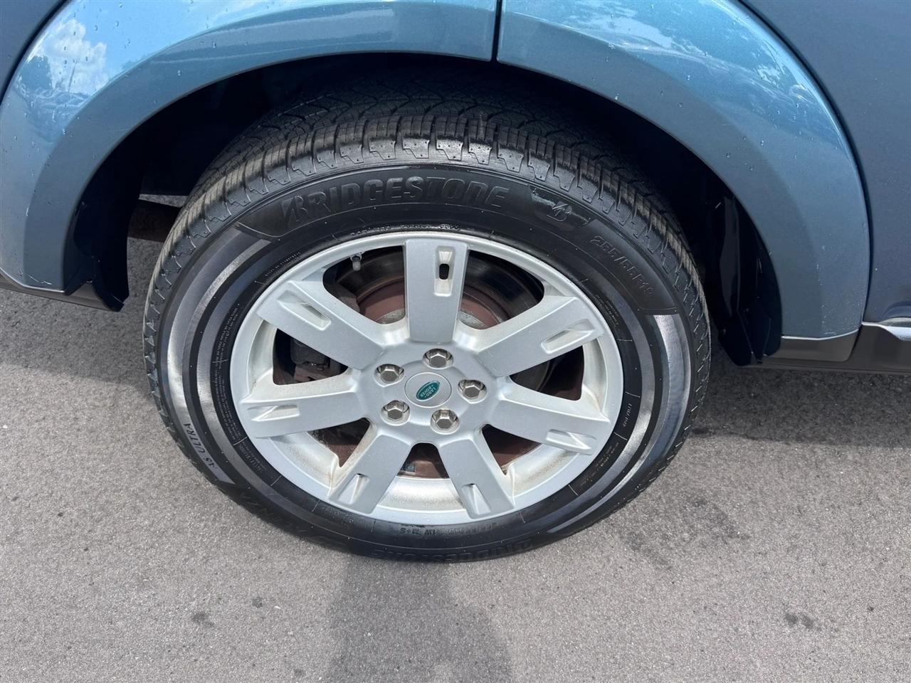 Land Rover LR4 4WD 4dr 2012