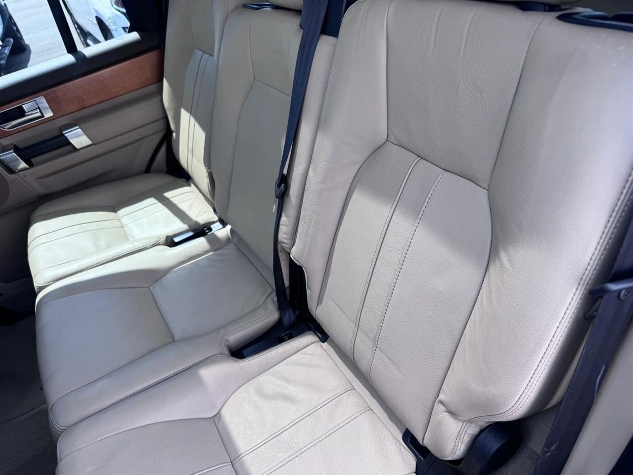 Land Rover LR4 4WD 4dr 2012