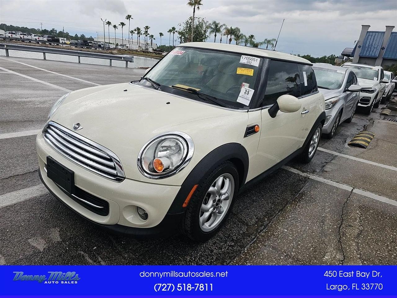 MINI Cooper Hardtop 2dr Cpe 2011