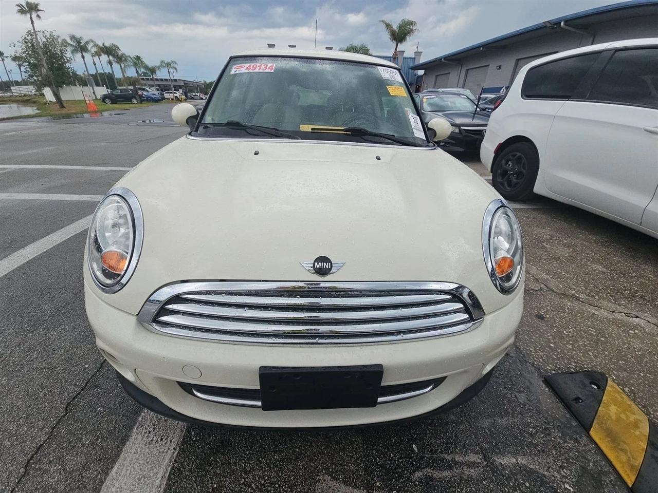 MINI Cooper Hardtop 2dr Cpe 2011