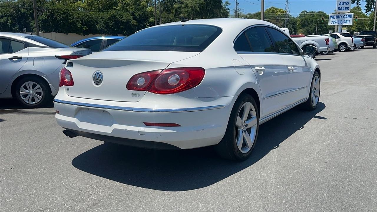Volkswagen CC 4dr Sdn Lux PZEV 2011
