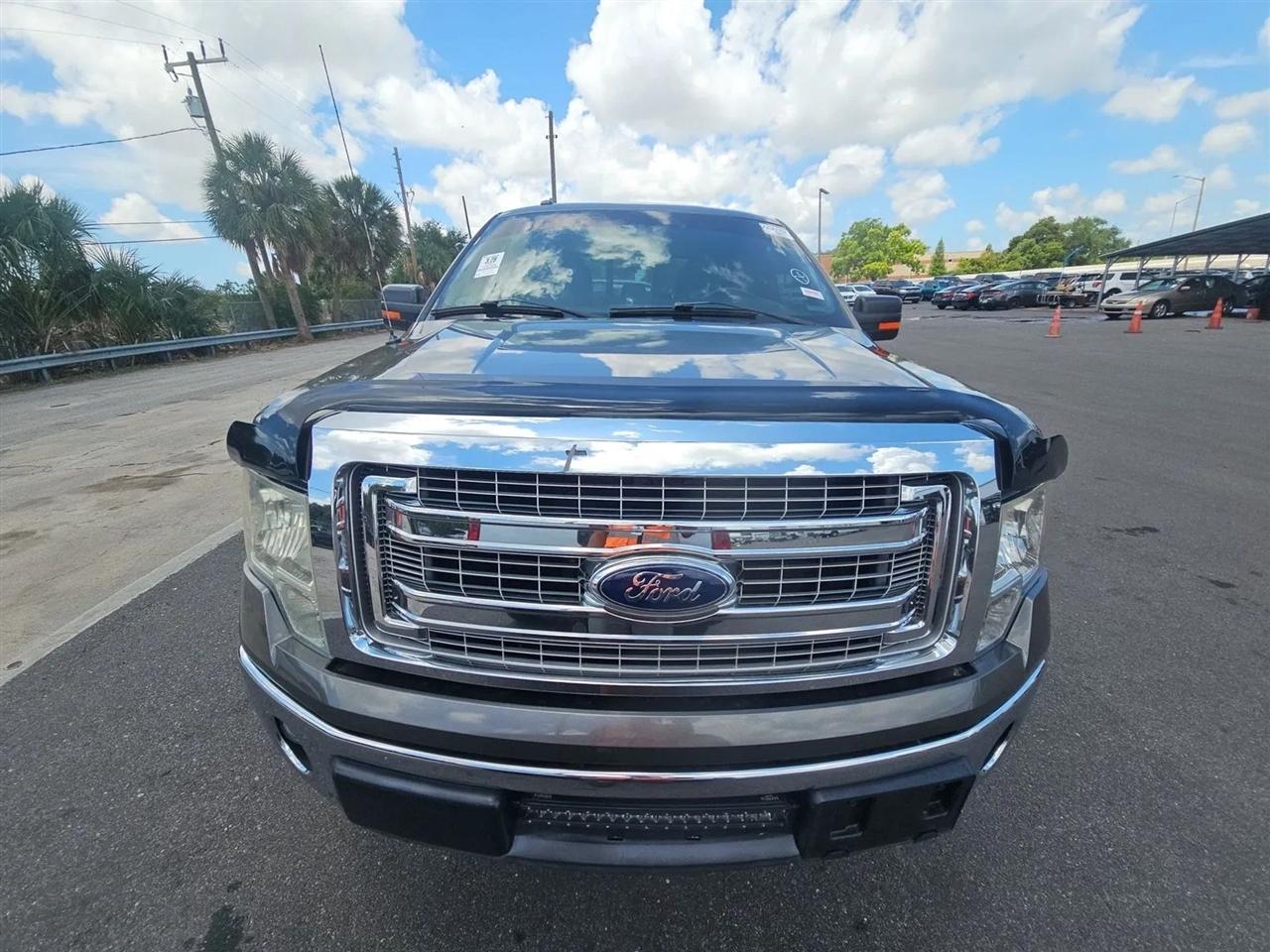 Ford F-150 2WD SuperCrew 145" King Ranch 2014