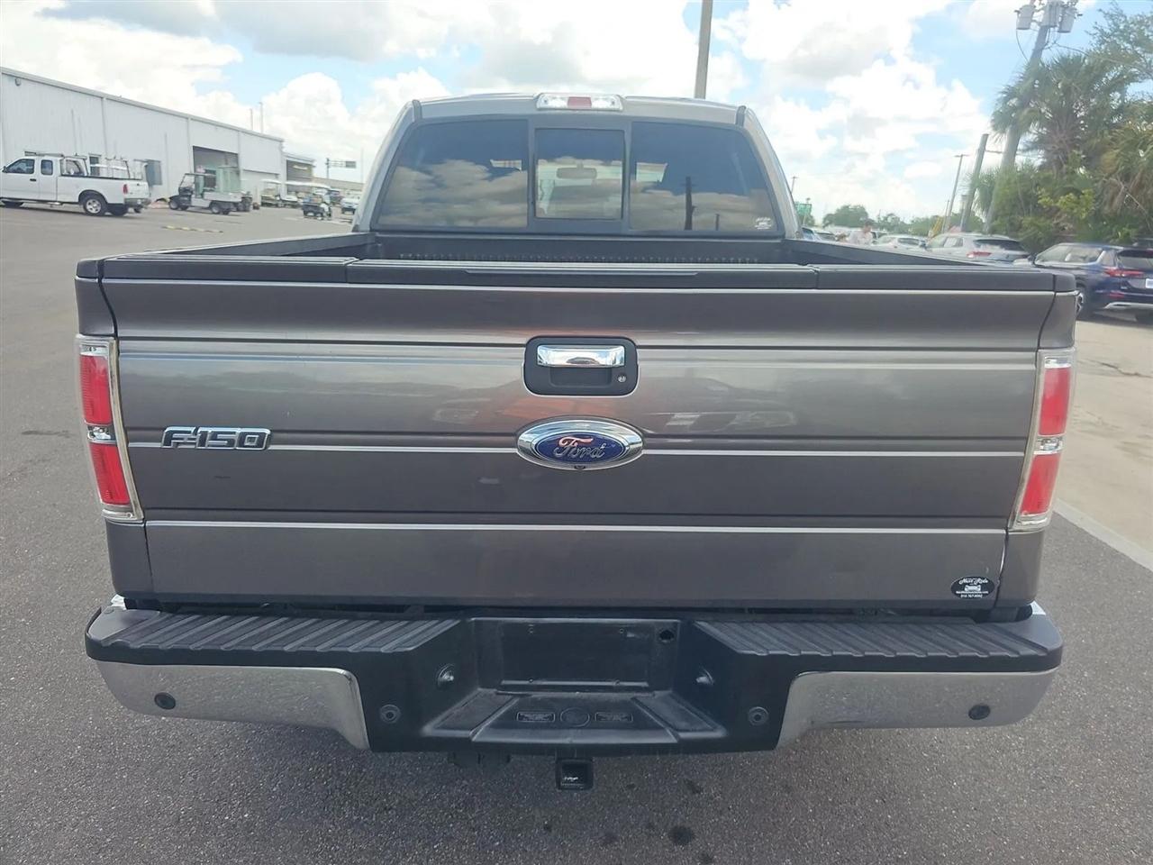 Ford F-150 2WD SuperCrew 145" King Ranch 2014