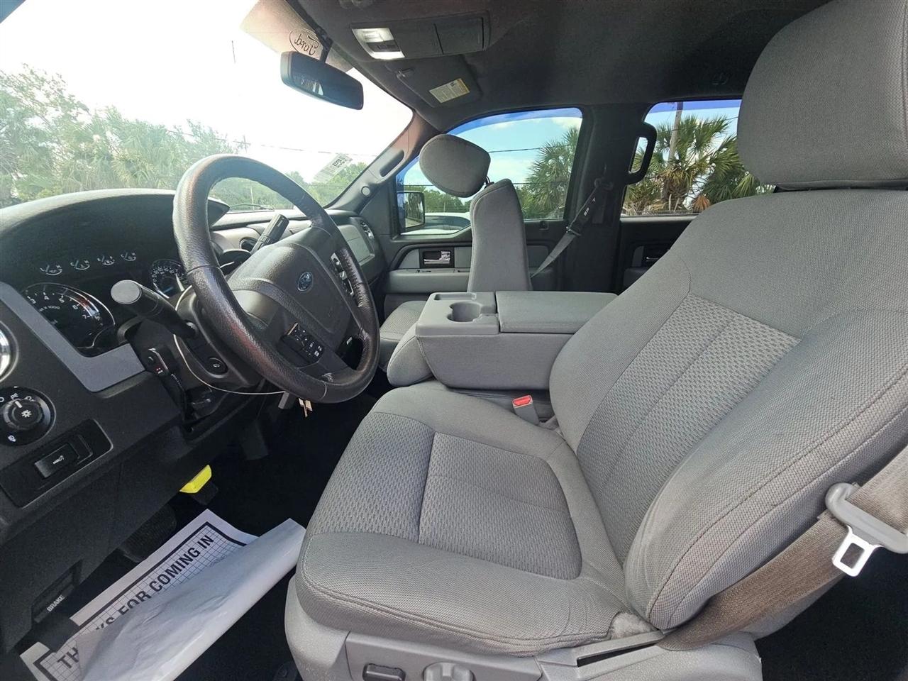 Ford F-150 2WD SuperCrew 145" King Ranch 2014