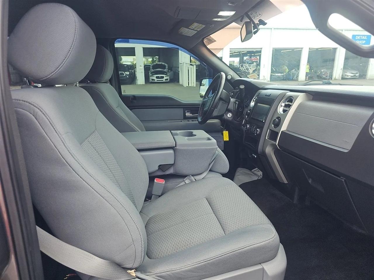 Ford F-150 2WD SuperCrew 145" King Ranch 2014