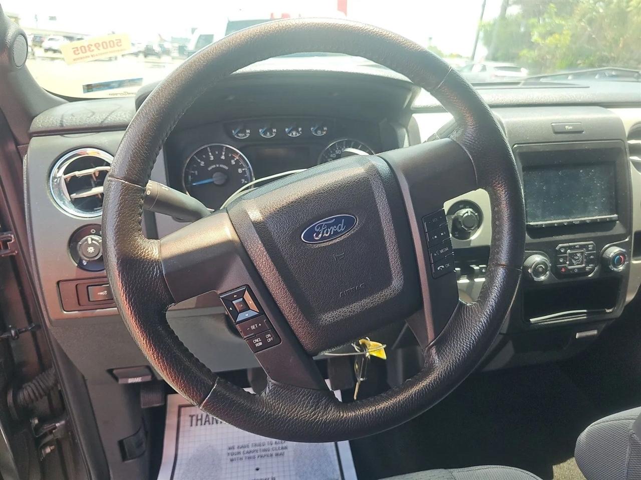 Ford F-150 2WD SuperCrew 145" King Ranch 2014