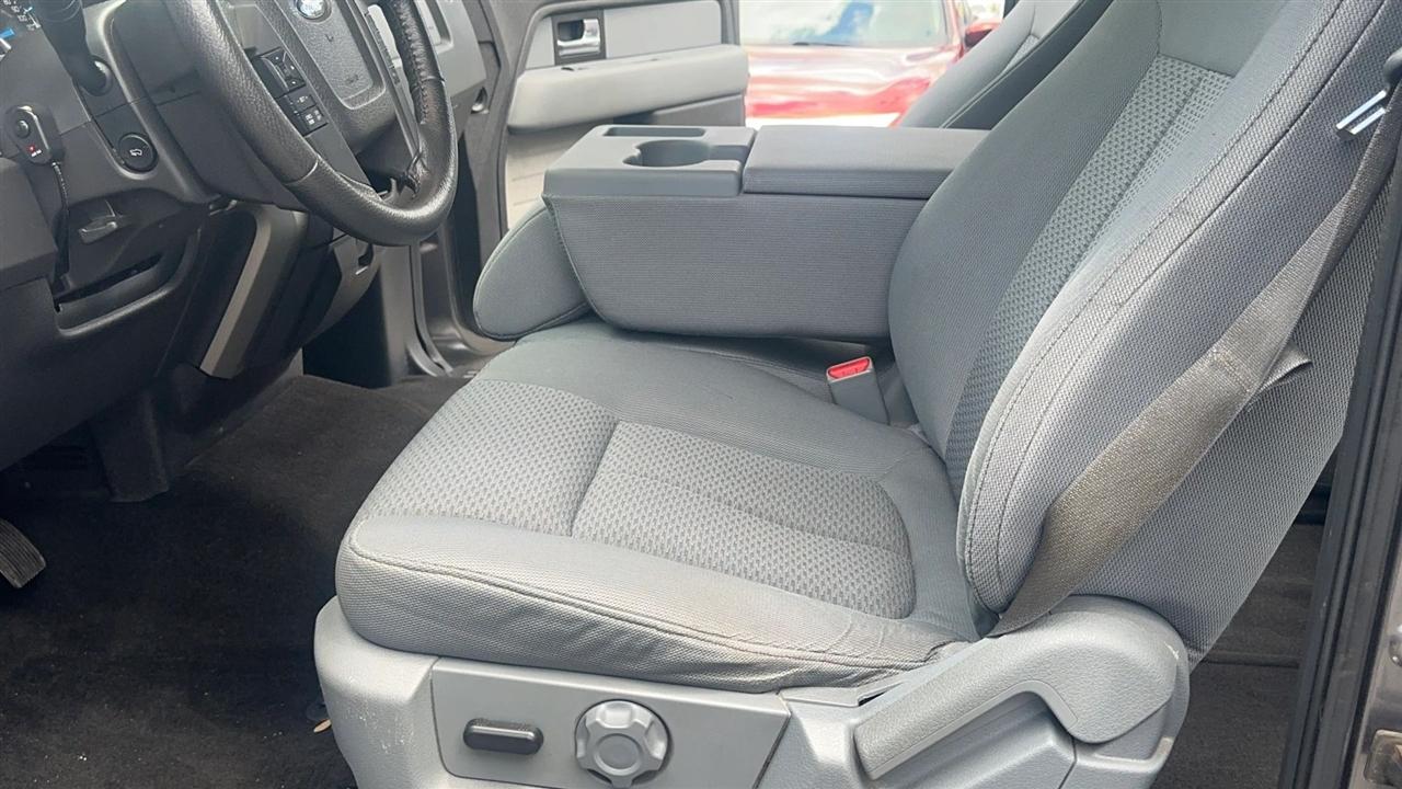 Ford F-150 2WD SuperCrew 145" XLT 2014