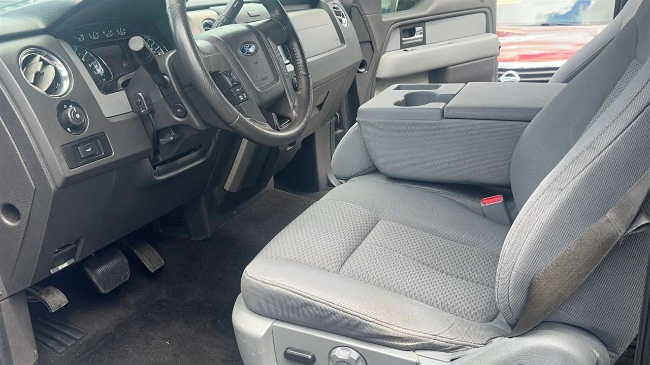 Ford F-150 2WD SuperCrew 145" XLT 2014