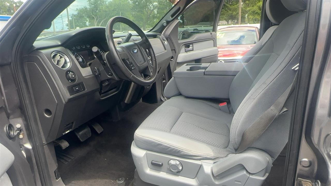 Ford F-150 2WD SuperCrew 145" XLT 2014